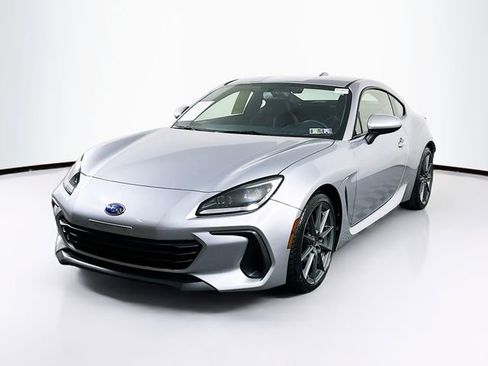 Used 2025 Subaru BRZ Limited image 4
