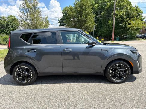 Certified 2023 Kia Soul EX FWD image 8