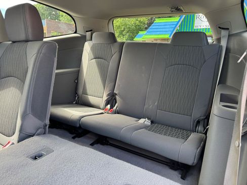 Used 2015 Chevrolet Traverse LS AWD/4WD image 10