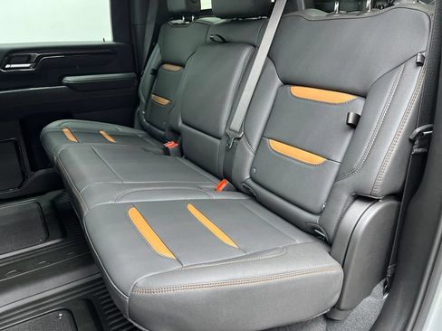 New 2026 GMC Sierra 2500 AT4 w/ AT4 Preferred Package AWD/4WD image 5