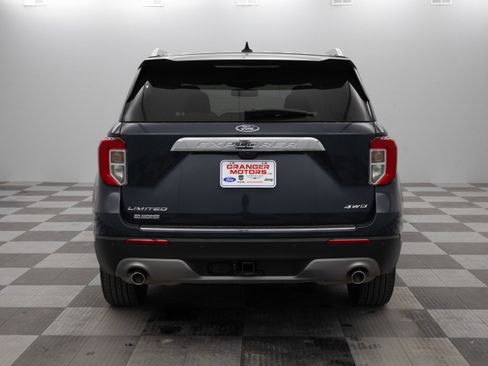 Used 2023 Ford Explorer Limited w/ Equipment Group 301A image 10