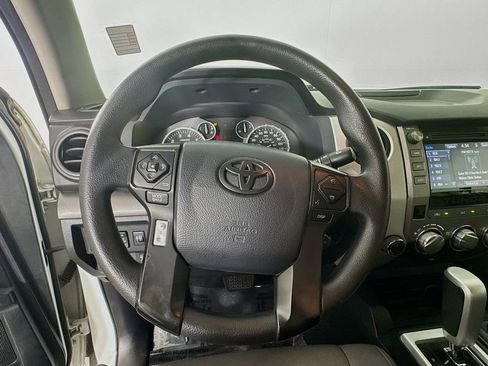 Used 2017 Toyota Tundra SR5 w/ SR5 Upgrade Package image 11