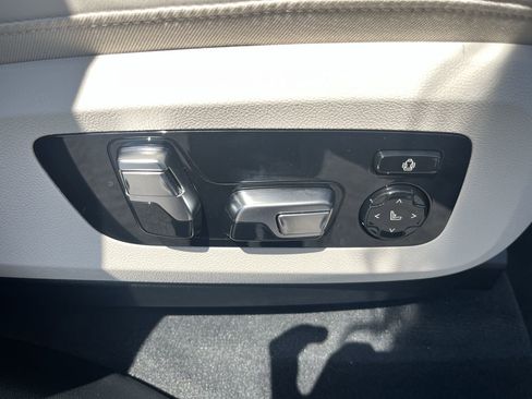 Certified 2026 BMW X5 sDrive40i image 38