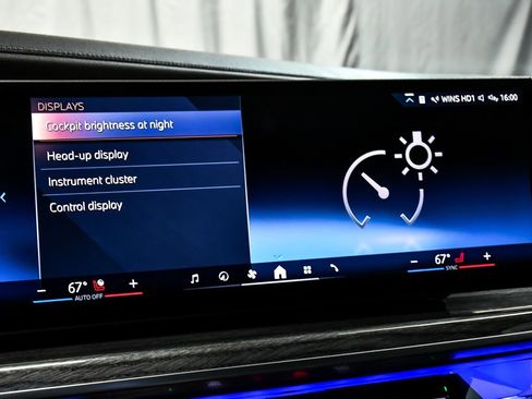 Used 2025 BMW 740i RWD image 50