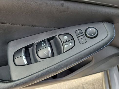 Used 2019 Nissan Maxima 3.5 S w/ Floor Mat Group image 17