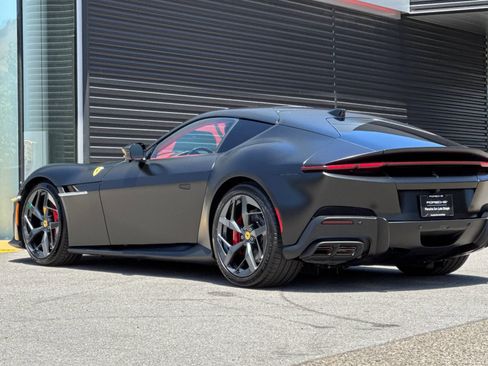 Used 2025 Ferrari 12Cilindri RWD image 3