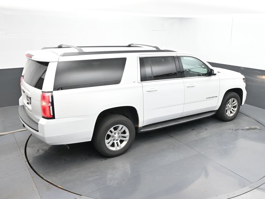 Used 2017 Chevrolet Suburban LT AWD/4WD image 12