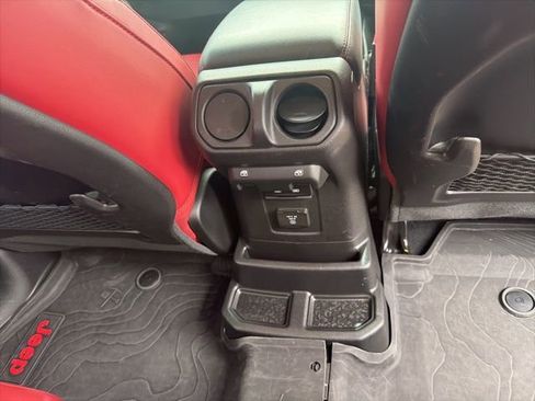 Used 2024 Jeep Wrangler Unlimited Rubicon 392 AWD/4WD image 30