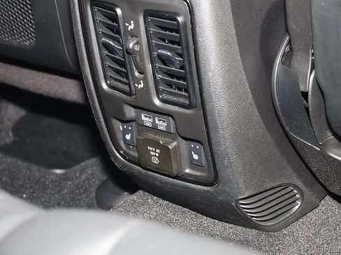 Used 2022 Dodge Durango GT image 14