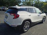 Certified 2024 GMC Terrain SLT image 3