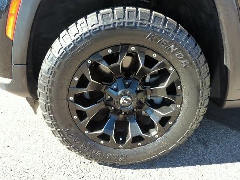 Used 2021 Jeep Grand Cherokee L Limited image 28