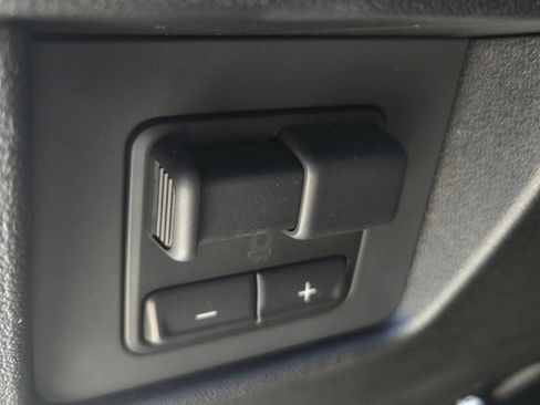 New 2026 GMC Canyon Denali AWD/4WD image 12