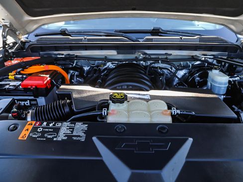 Used 2018 Chevrolet Silverado 1500 LT w/ LT Eassist Package image 25