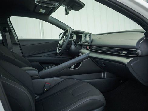 New 2026 Hyundai Elantra Sport FWD image 9