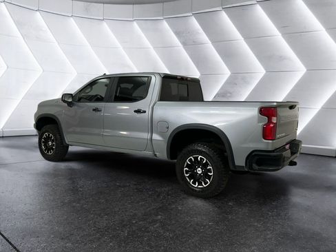 Used 2024 Chevrolet Silverado 1500 ZR2 w/ Technology Package image 6