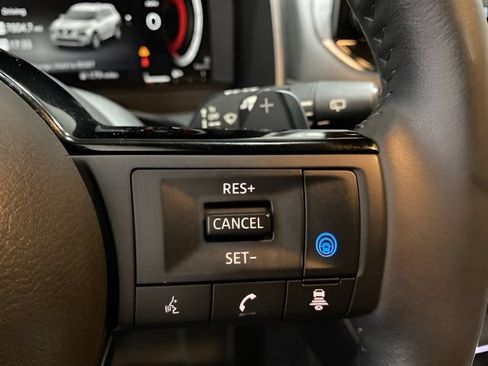 Certified 2021 Nissan Rogue Platinum AWD/4WD image 15