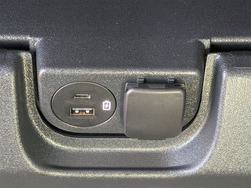 Used 2023 Ford F150 XL w/ XL Chrome Appearance Package image 15