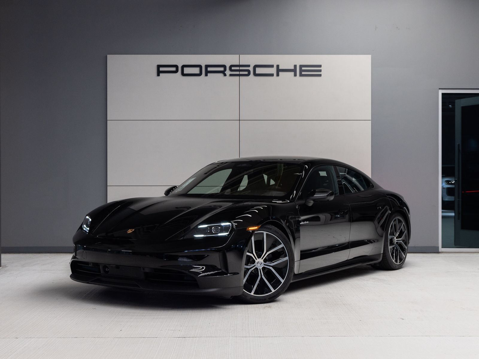 Used 2026 Porsche Taycan RWD image 1
