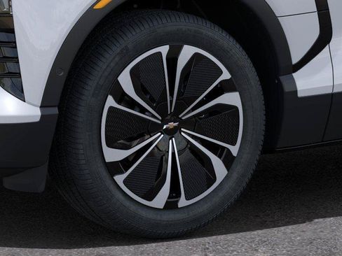 New 2025 Chevrolet Blazer EV LT AWD/4WD image 9