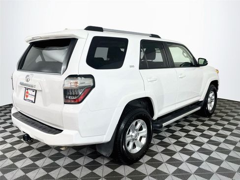 Used 2023 Toyota 4Runner SR5 Premium w/ Moonroof Package AWD/4WD image 9