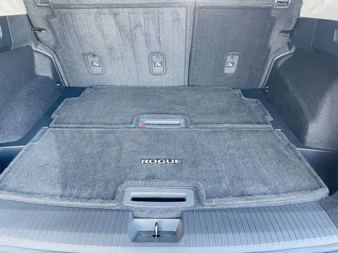 Certified 2021 Nissan Rogue SL w/ Premium Package image 29