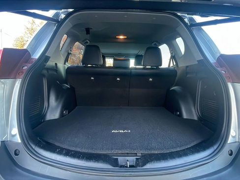 Used 2014 Toyota RAV4 Limited image 38