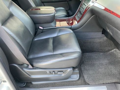 Used 2007 Cadillac Escalade AWD w/ Information Package image 29
