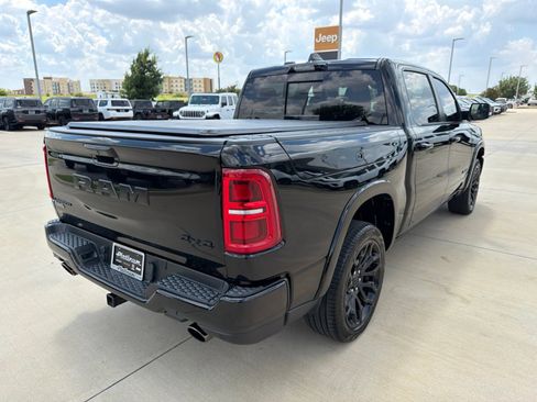 Used 2025 RAM 1500 Limited AWD/4WD image 5