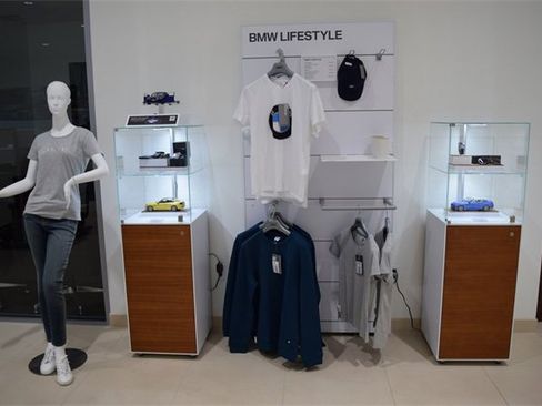 Used 2022 Mercedes-Benz GLC 300 4MATIC image 41