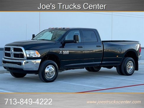 Used 2017 RAM 3500 Tradesman w/ Chrome Appearance Group image 2