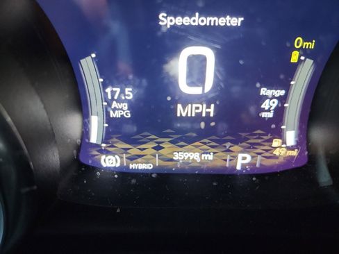 Used 2022 Jeep Wrangler Unlimited Sahara w/ Cold Weather Group image 11