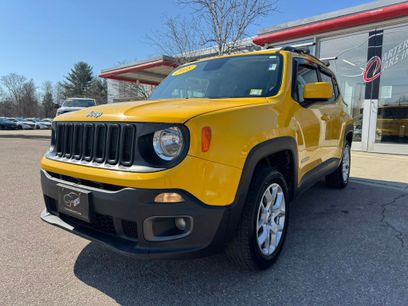 Used 2018 Jeep Renegade Latitude w/ UConnect 8.4 Nav Group