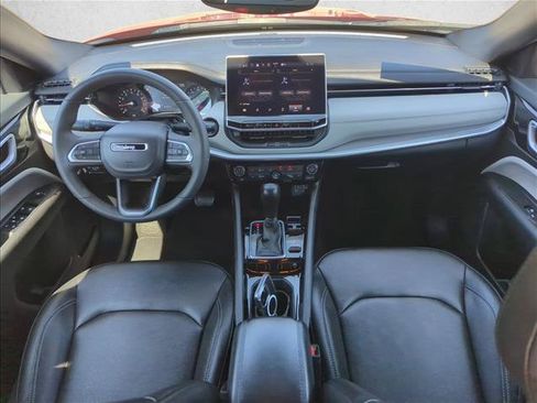 Used 2025 Jeep Compass Limited AWD/4WD image 18