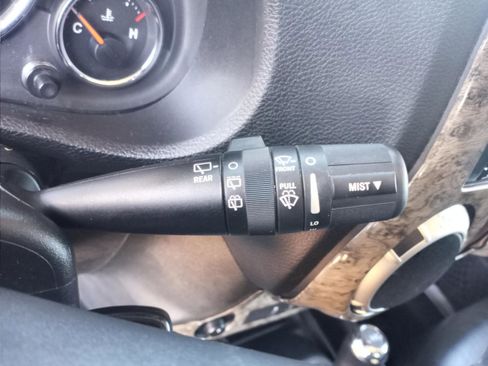 Used 2017 Jeep Wrangler Unlimited Sahara image 14