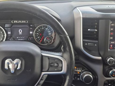 Used 2019 RAM 1500 Big Horn AWD/4WD image 9