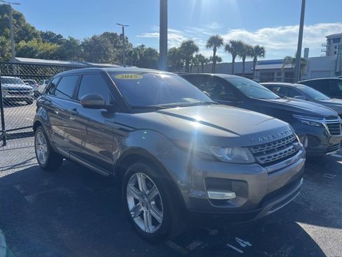 Used 2015 Land Rover Range Rover Evoque Pure Plus image 4