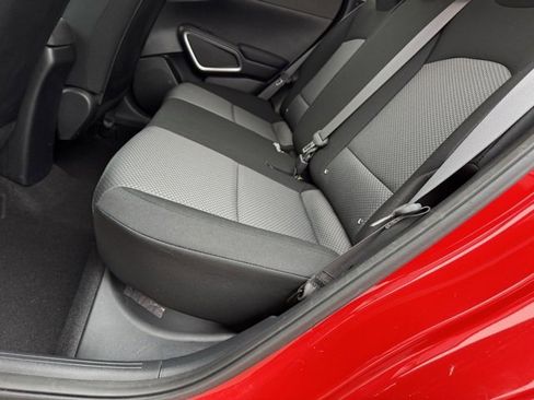 Used 2021 Kia Soul LX image 9