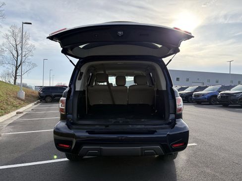 Used 2019 Nissan Armada SL w/ Premium Package image 11
