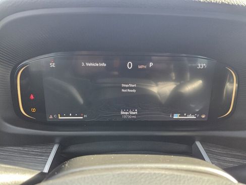 Used 2024 Jeep Wagoneer L Series II image 19