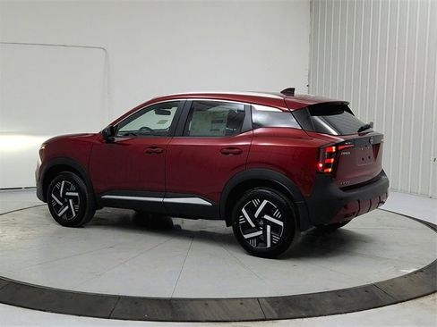 New 2026 Nissan Kicks SV w/ SV Premium Package image 5