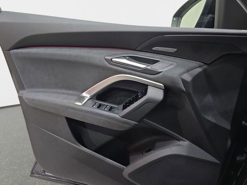 New 2026 Audi SQ5 Prestige image 26