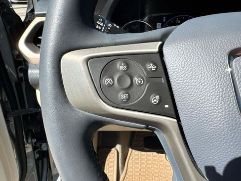 Used 2023 GMC Acadia Denali FWD image 24
