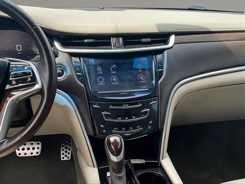 Used 2014 Cadillac XTS Platinum AWD/4WD image 9