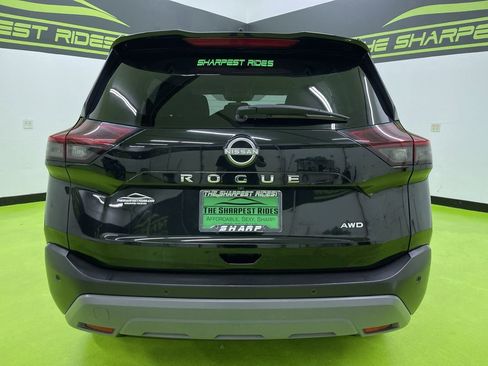 Used 2023 Nissan Rogue S image 8