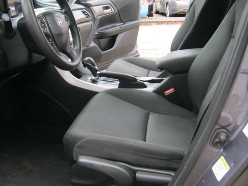 Used 2015 Honda Accord LX image 9