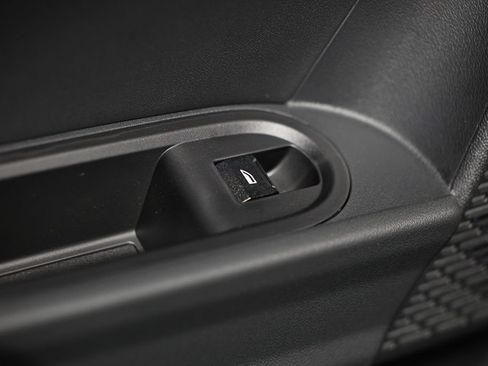 New 2026 MINI Cooper 4-Door Hardtop FWD image 24