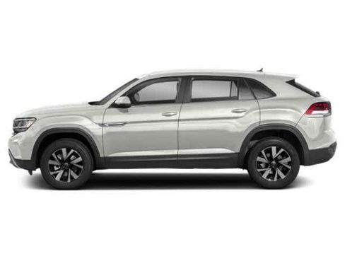 Used 2021 Volkswagen Atlas Cross Sport SE FWD image 3