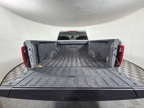Used 2024 GMC Sierra 2500 SLT w/ SLT Premium Package image 27