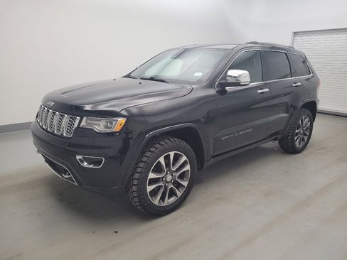 Used 2018 Jeep Grand Cherokee Overland AWD/4WD image 2