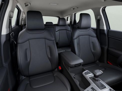 New 2026 Kia Sportage EX FWD image 15